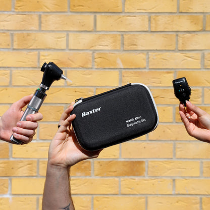 Welch Allyn 3.5V Diagnostic Set - LED Opthalmoscope, Macroview Basic LED Otoscope, Alkaline C-Cell Battery Handle and Hard Case
