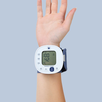 Electronic wrist blood pressure monitor Neotens® nomad Spengler