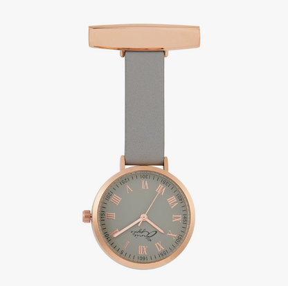 Annie Apple Nurses Taschenuhr – Meraki – Grau/Roségold/Grau – Leder – 35 mm