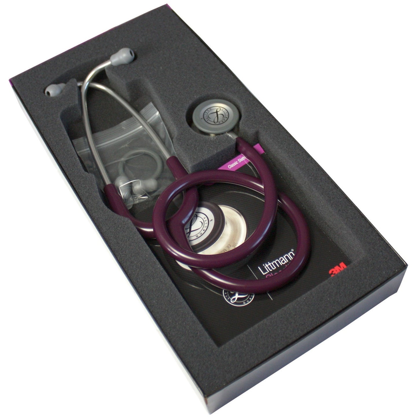Fonendoscopio para monitorización 3M™ Littmann® Classic III™, tubo color ciruela, 68,5 cm, 5831