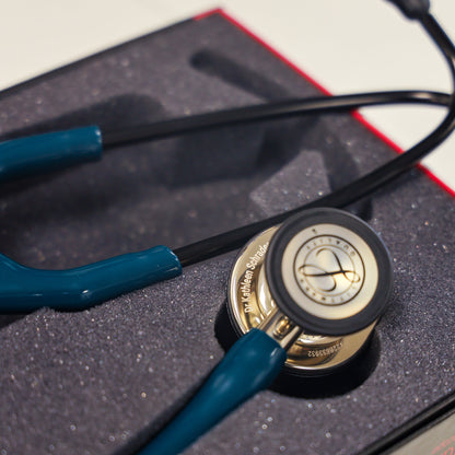 Diagnostični stetoskop Littmann Cardiology IV: 6190: šampanjec in karibska modra