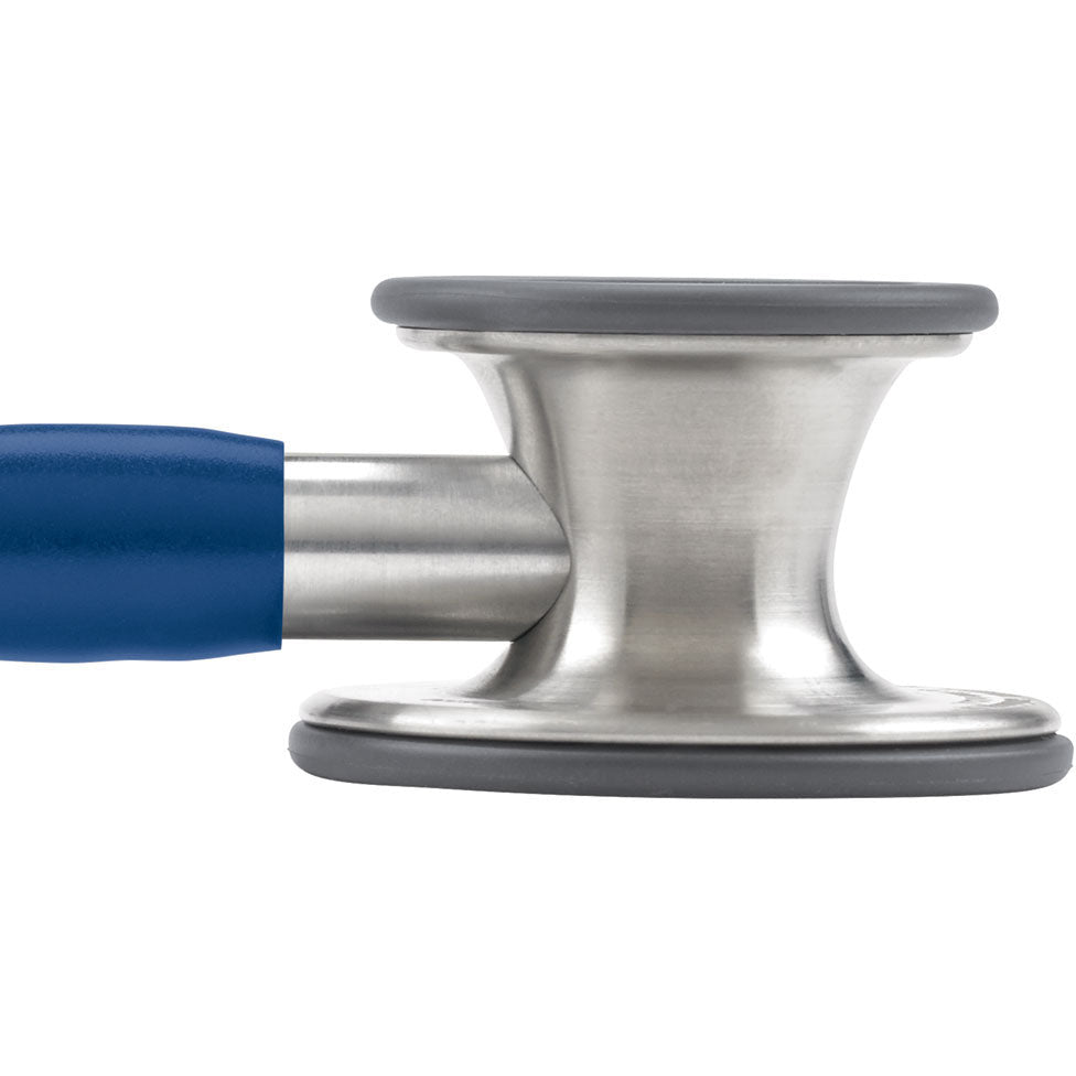 Stetoskop 3M™ Littmann® Cardiology IV™ Diagnostic, standardna zaključna obdelava membranskega nastavka, mornarsko modra cev, koren in slušalke iz nerjavnega jekla, 68,5 cm, 6154